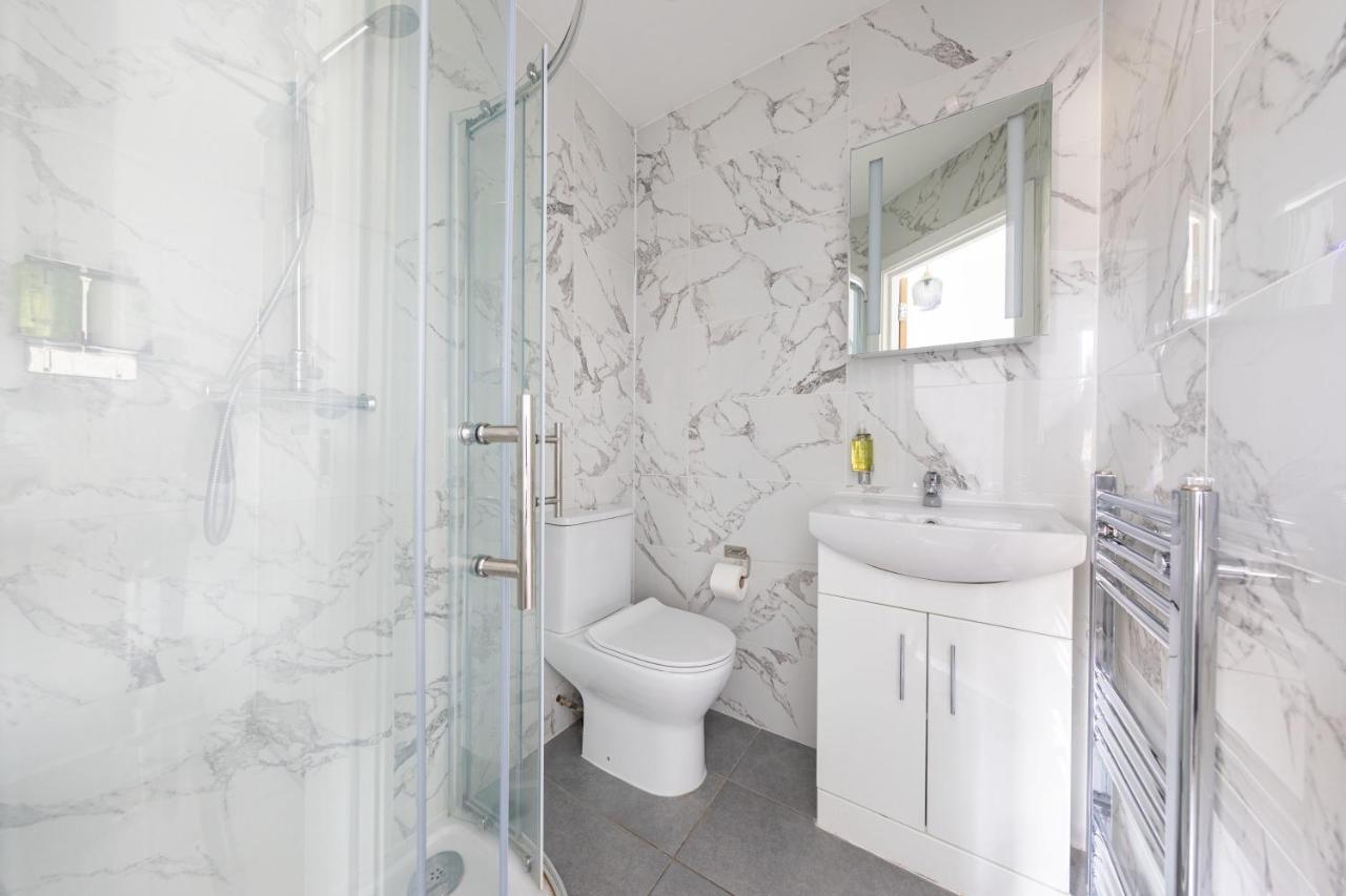 Functional Budget Stay With Wi-Fi And Laundry Facilities Near Tube Station London Eksteriør bilde